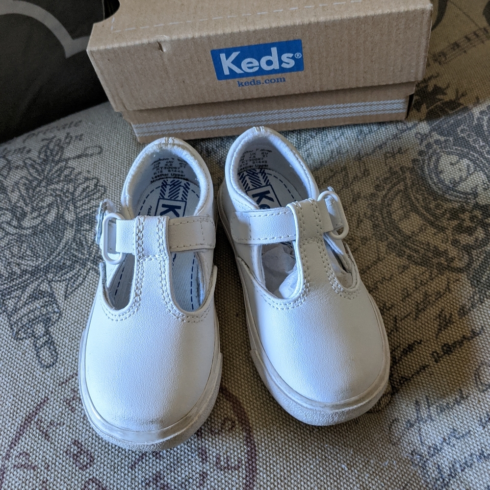 White Keds